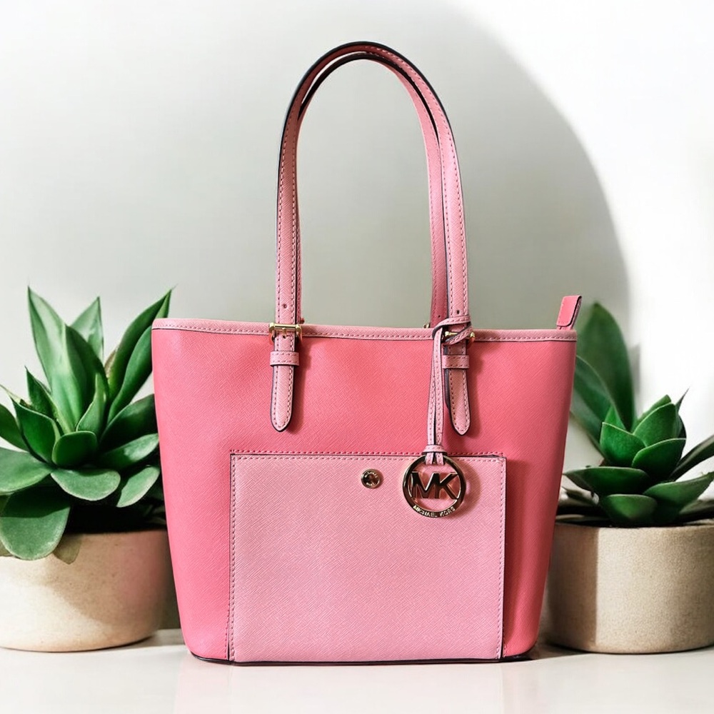 Michael Kors Jet Set Medium Leather Tote